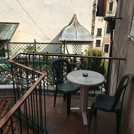 A Casa Di Betty Daire Venedik